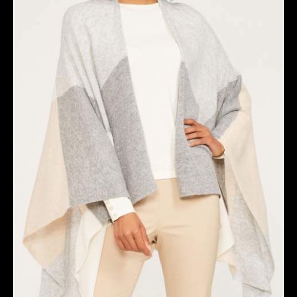 J. McLaughlin Other - J.McLaughlin cashmere Skyler wrap.